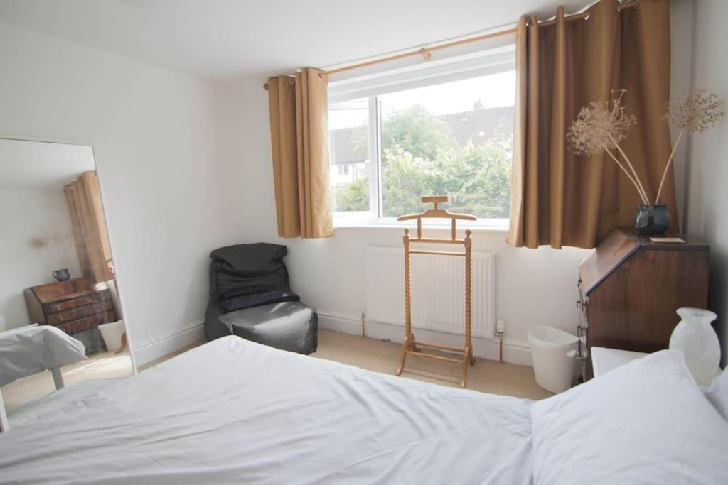 Secluded Central 2 Bed Flat Stratford-upon-Avon Bagian luar foto