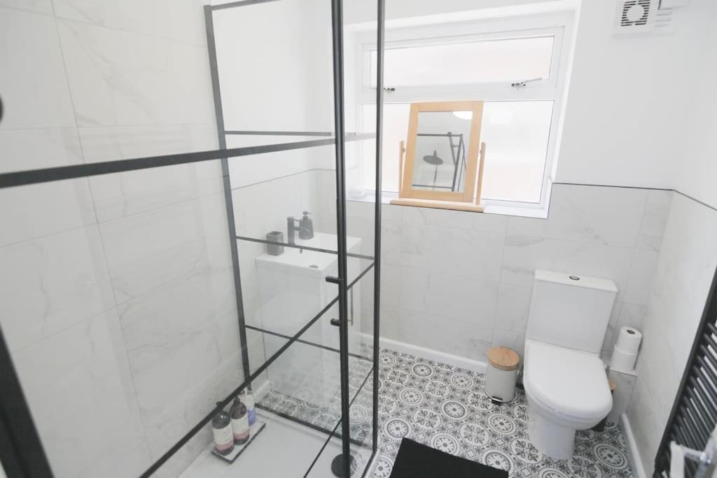 Secluded Central 2 Bed Flat Stratford-upon-Avon Bagian luar foto